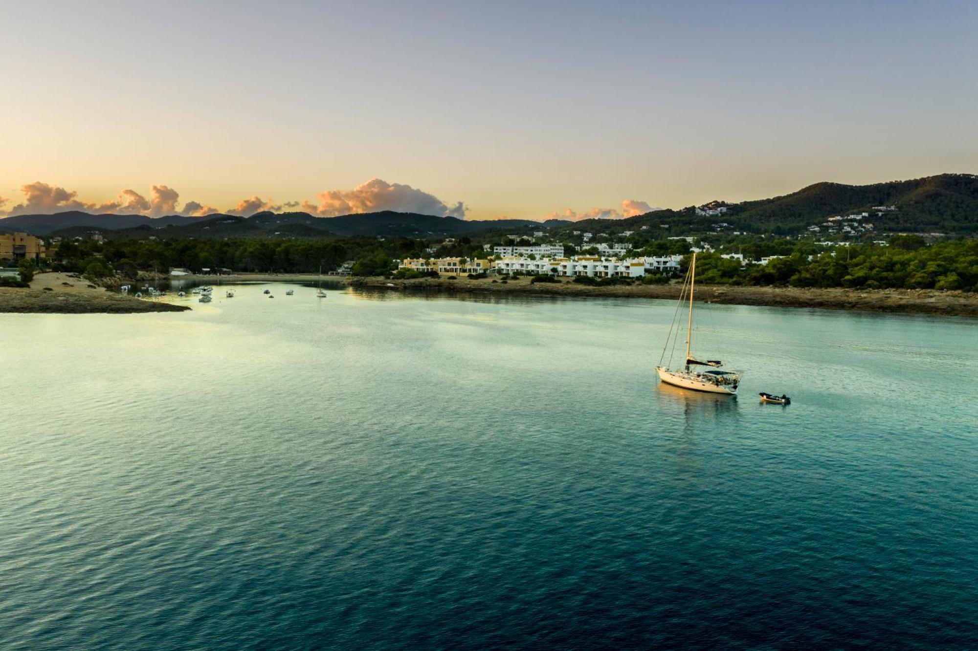 Camelina Suites Sant Antoni de Portmany Exterior foto